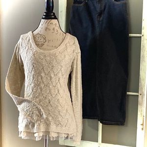 American Rag Ivory Cable Knit Sweater Size Medium